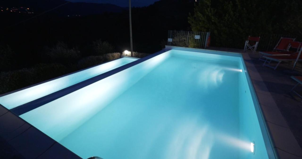 Luxury Villa In Tuscany - Casa Di Nonnas Pescia Exterior photo